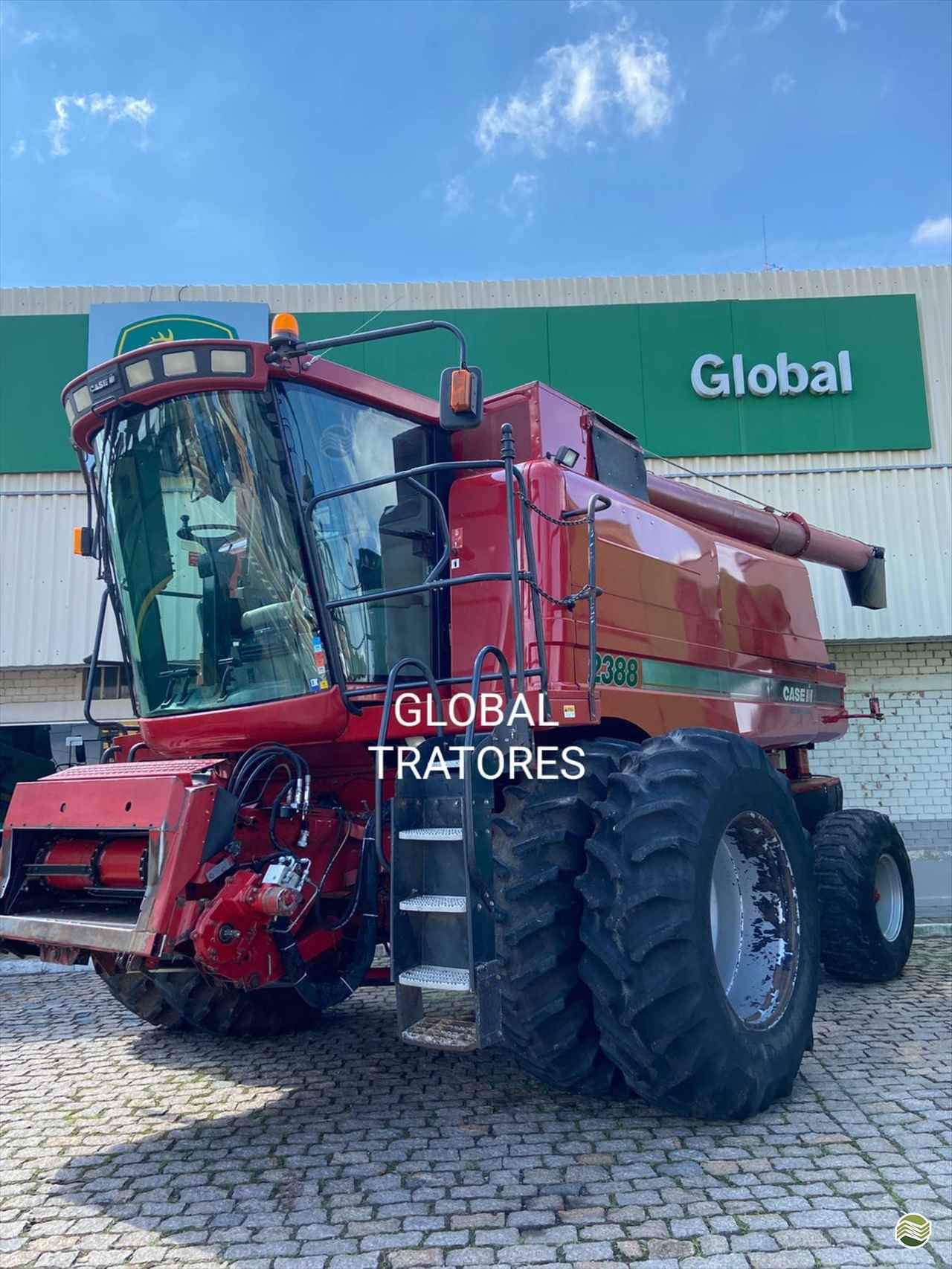 COLHEITADEIRA CASE CASE 2388 Global Tratores - John Deere - Araucária ARAUCARIA PARANÁ PR